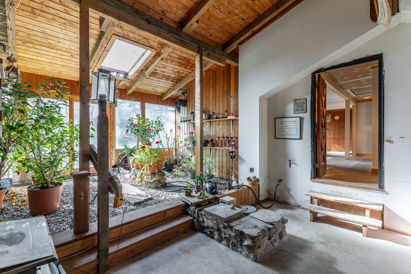 49 South Street Photo 16