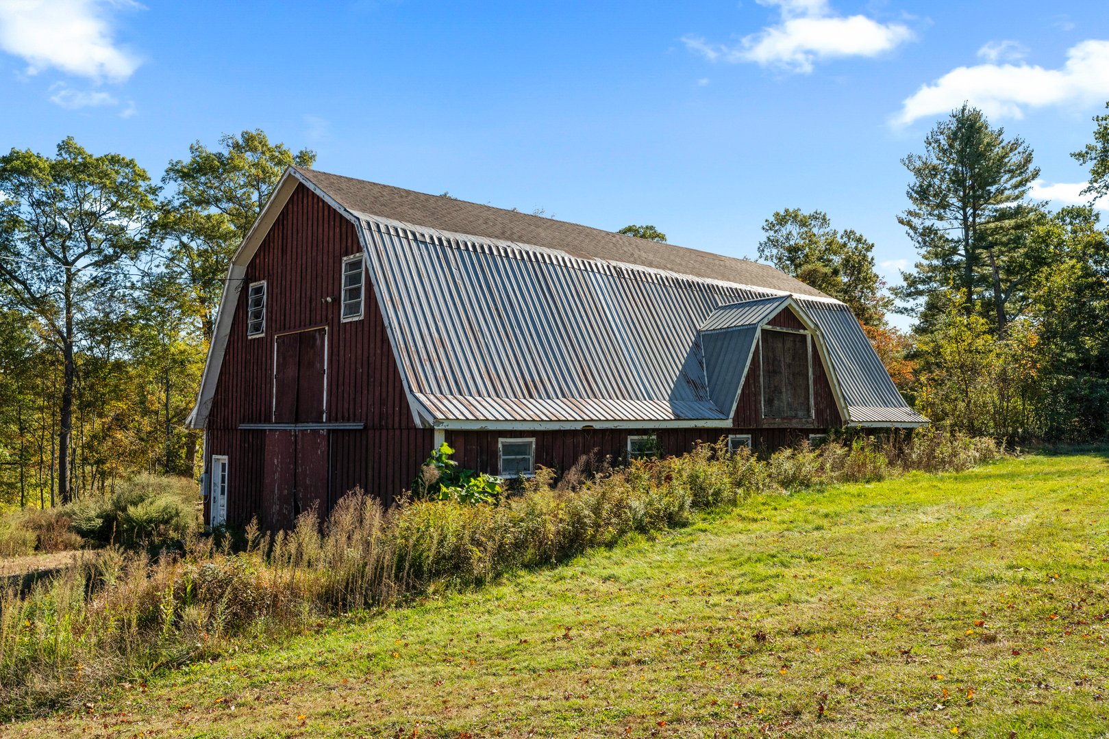 55, 94, 100 Hubbard Hill, 24, 25 Klocek Road Photo 6
