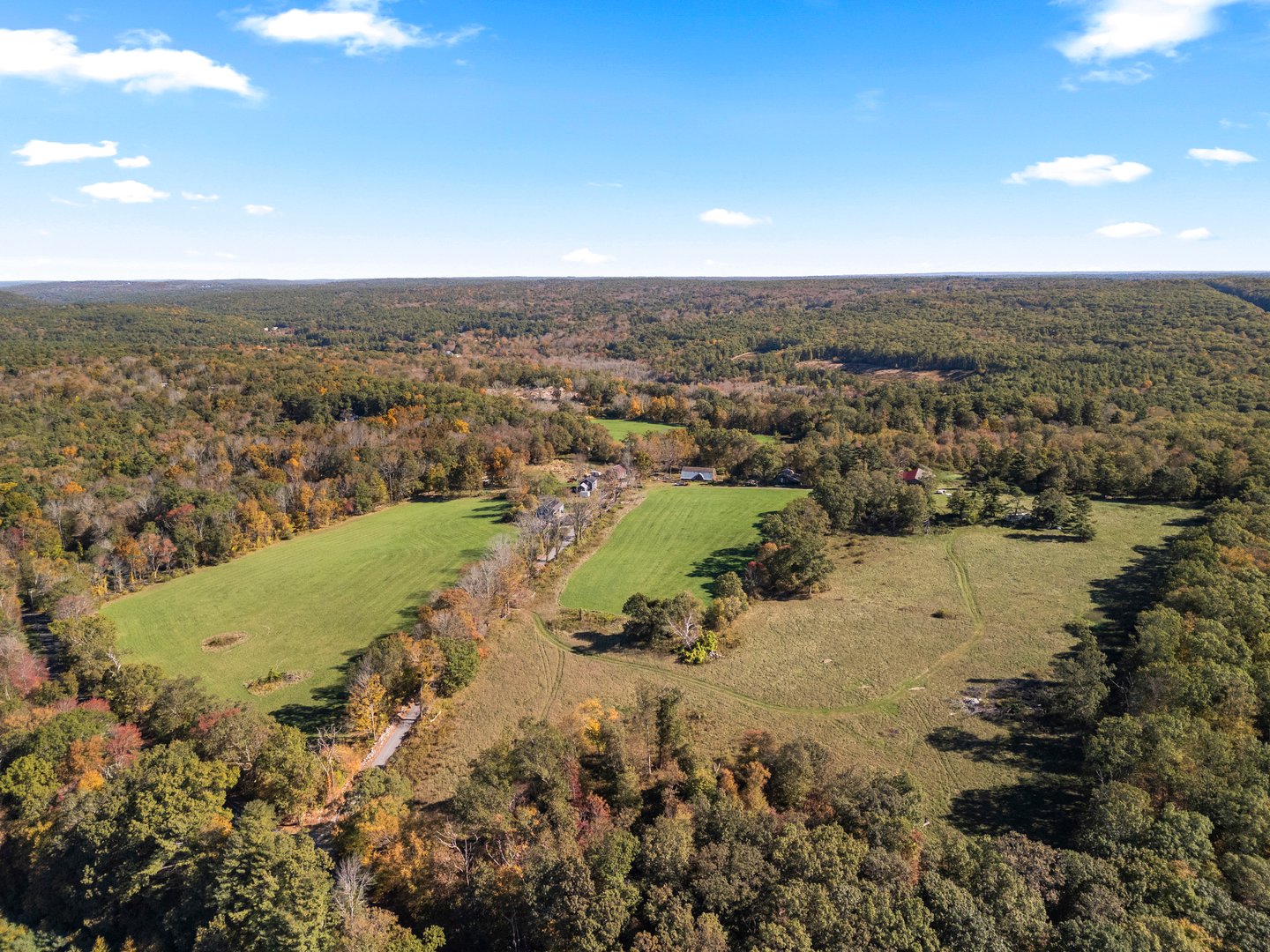 55, 94, 100 Hubbard Hill, 24, 25 Klocek Road Photo 12