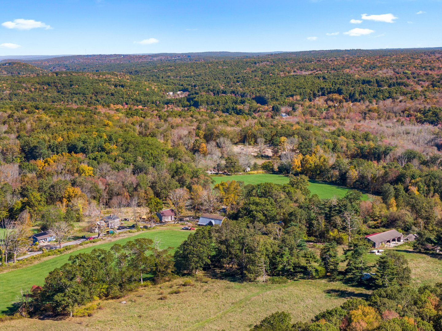 55, 94, 100 Hubbard Hill, 24, 25 Klocek Road Photo 13