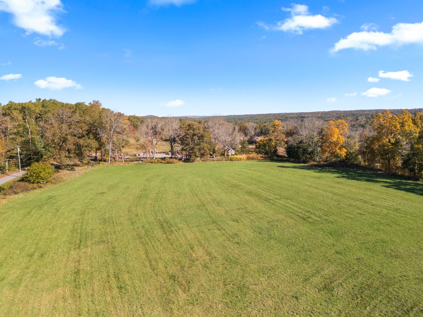 55, 94, 100 Hubbard Hill, 24, 25 Klocek Road Photo 35