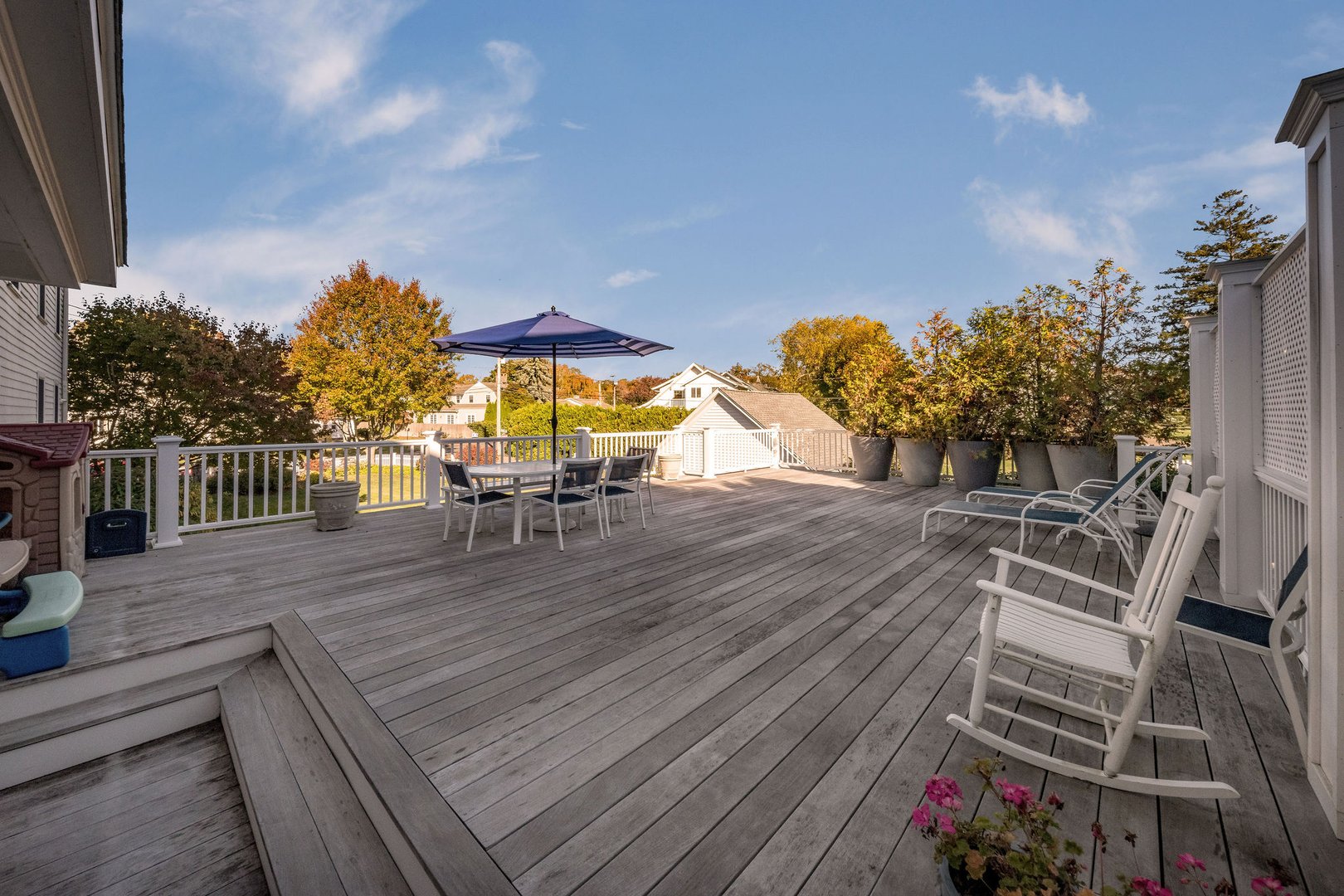 10 Island View Avenue Photo 35