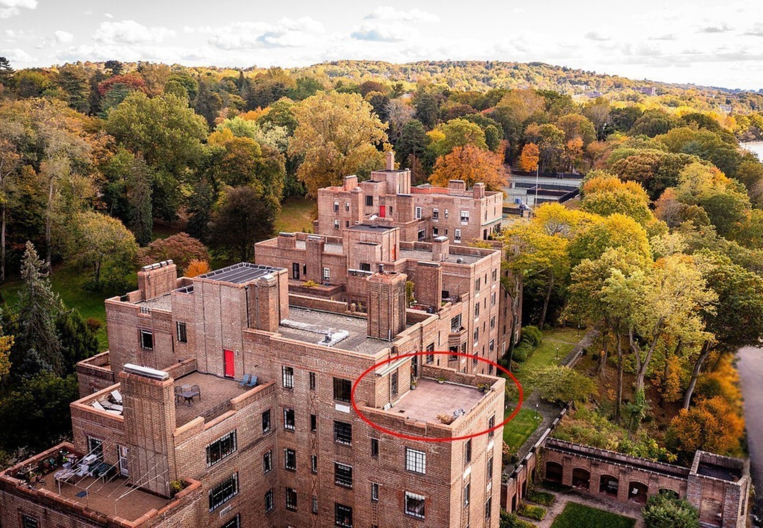 100 W Ardsley Avenue  #7KL Photo 38