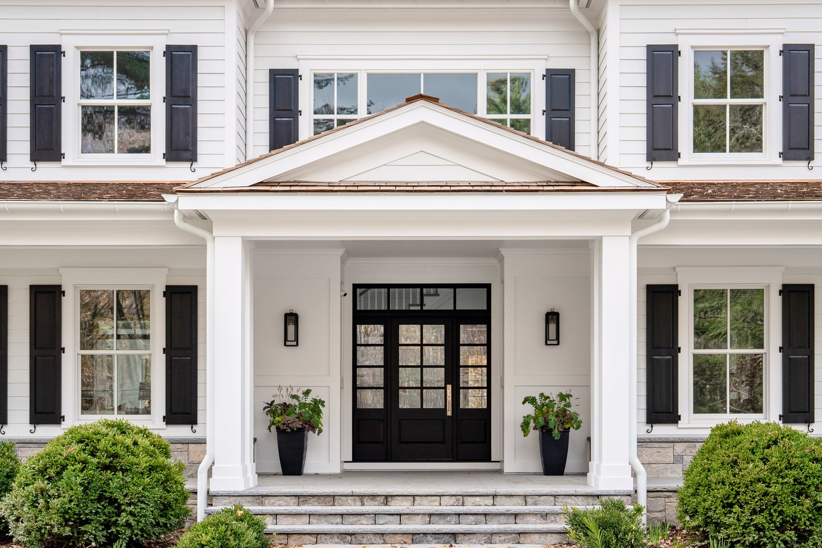 928 West Road Photo 2