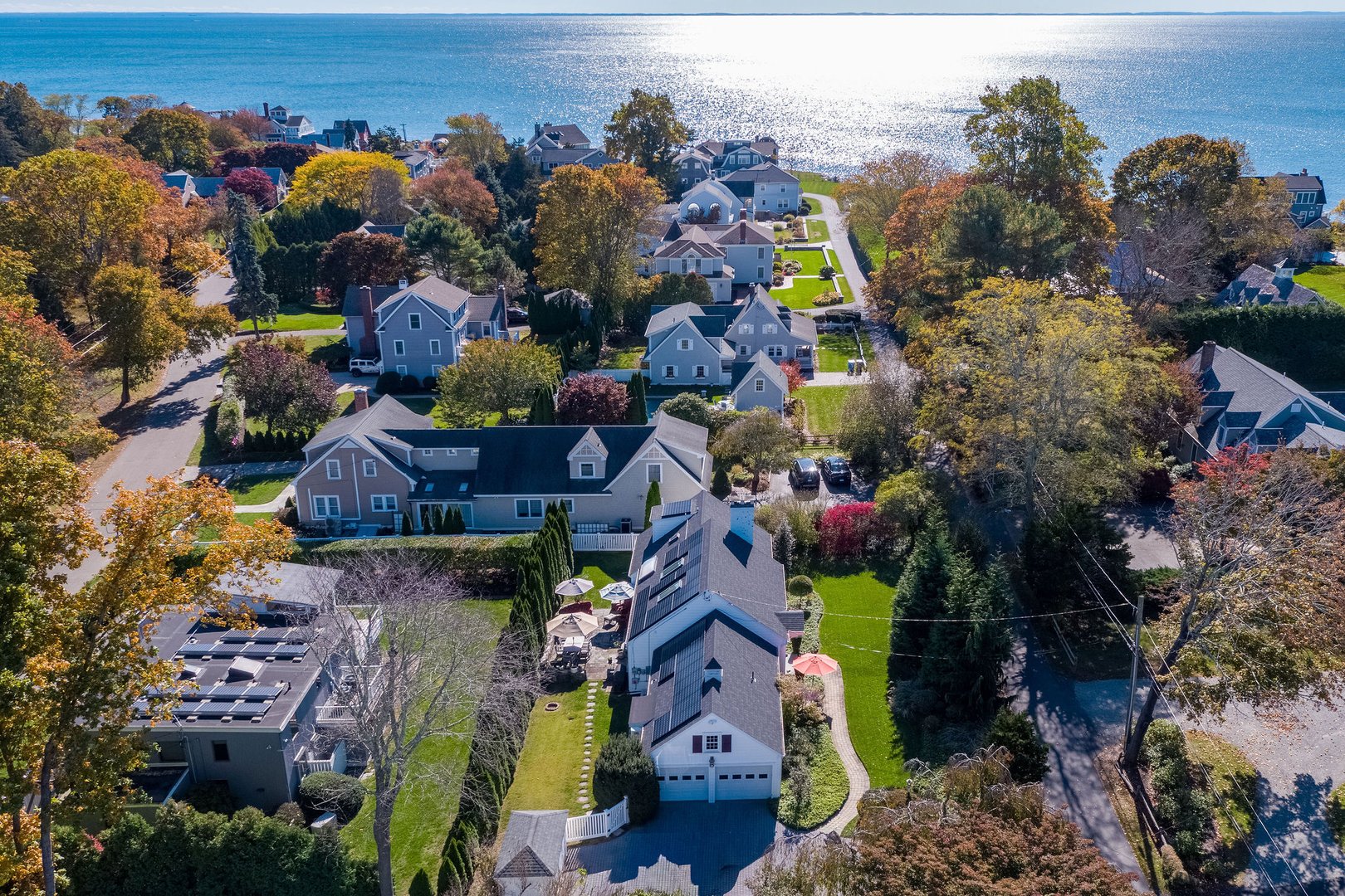 35 Hotchkiss Lane Photo 2