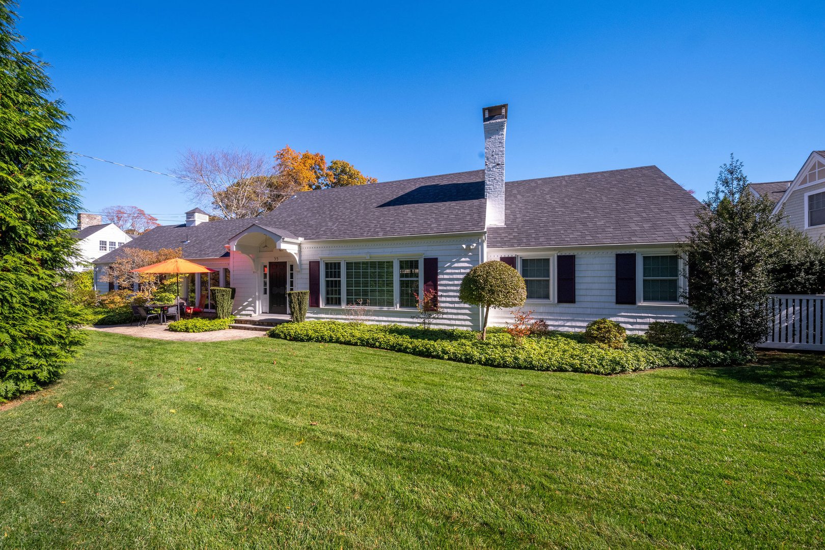 35 Hotchkiss Lane Photo 5