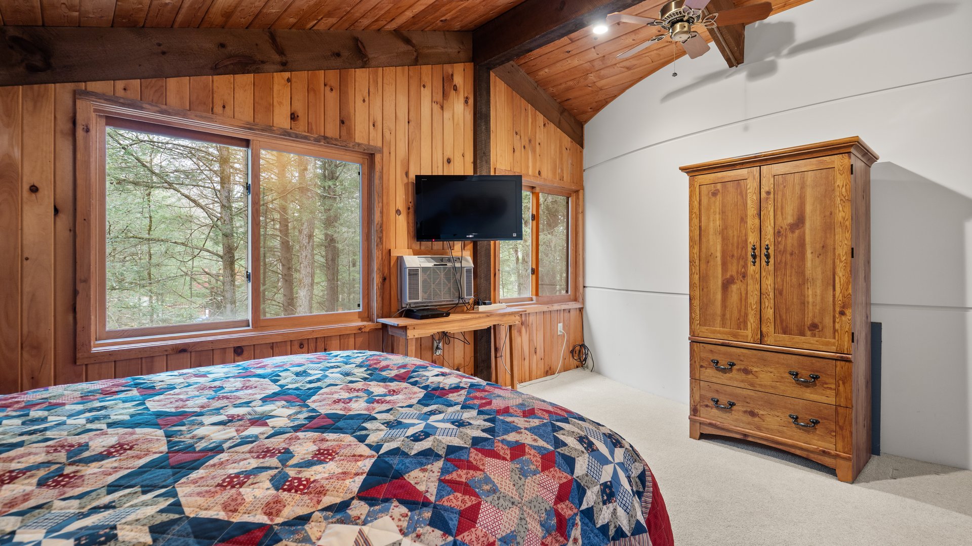 343 Lakeshore Dr Photo 23