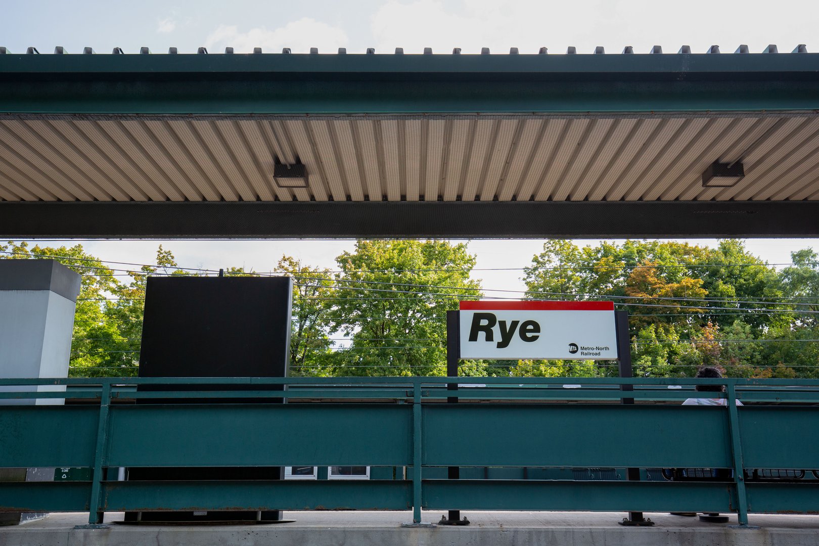 28 Everett Street Photo 16