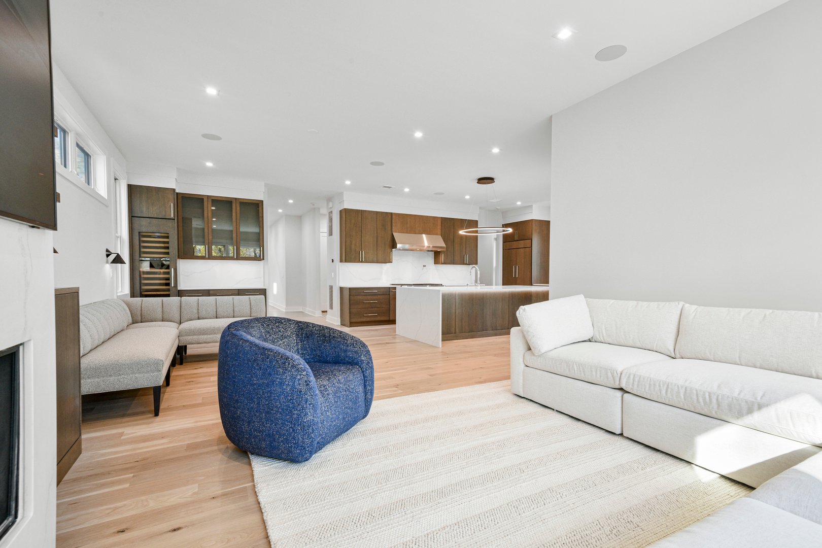 65 Myrtle Boulevard Photo 10