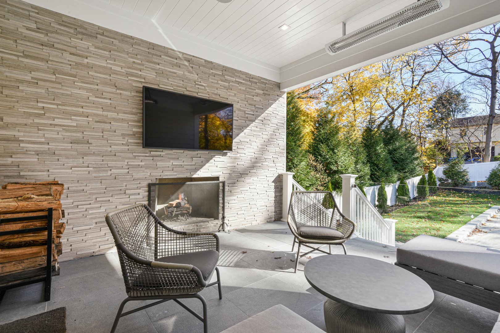 65 Myrtle Boulevard Photo 13