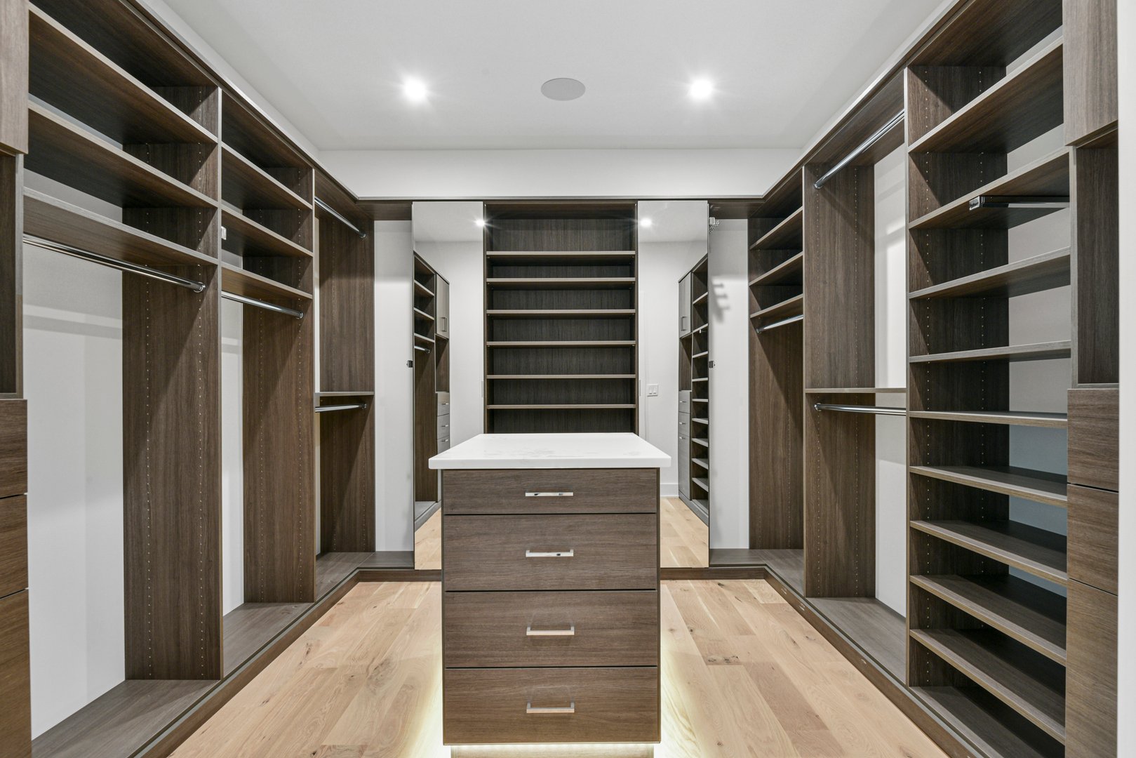 65 Myrtle Boulevard Photo 21