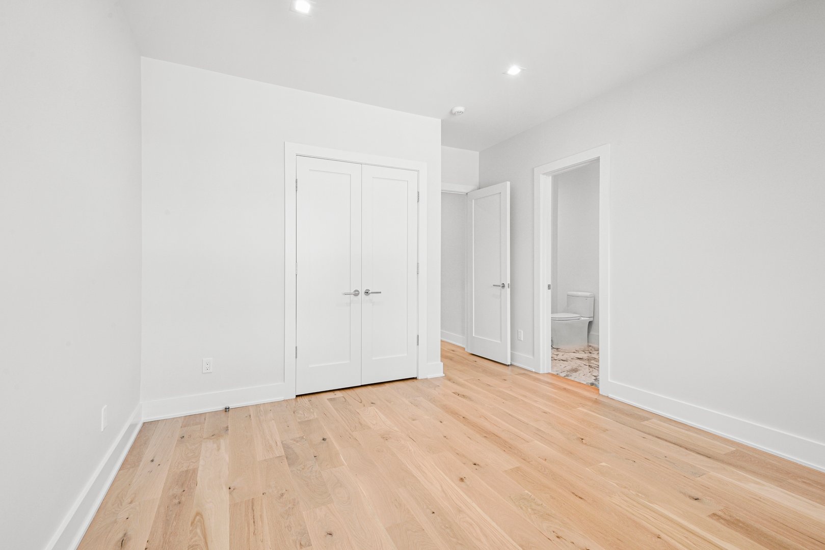 65 Myrtle Boulevard Photo 27