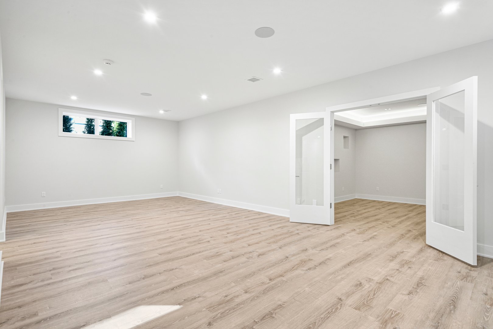 65 Myrtle Boulevard Photo 33