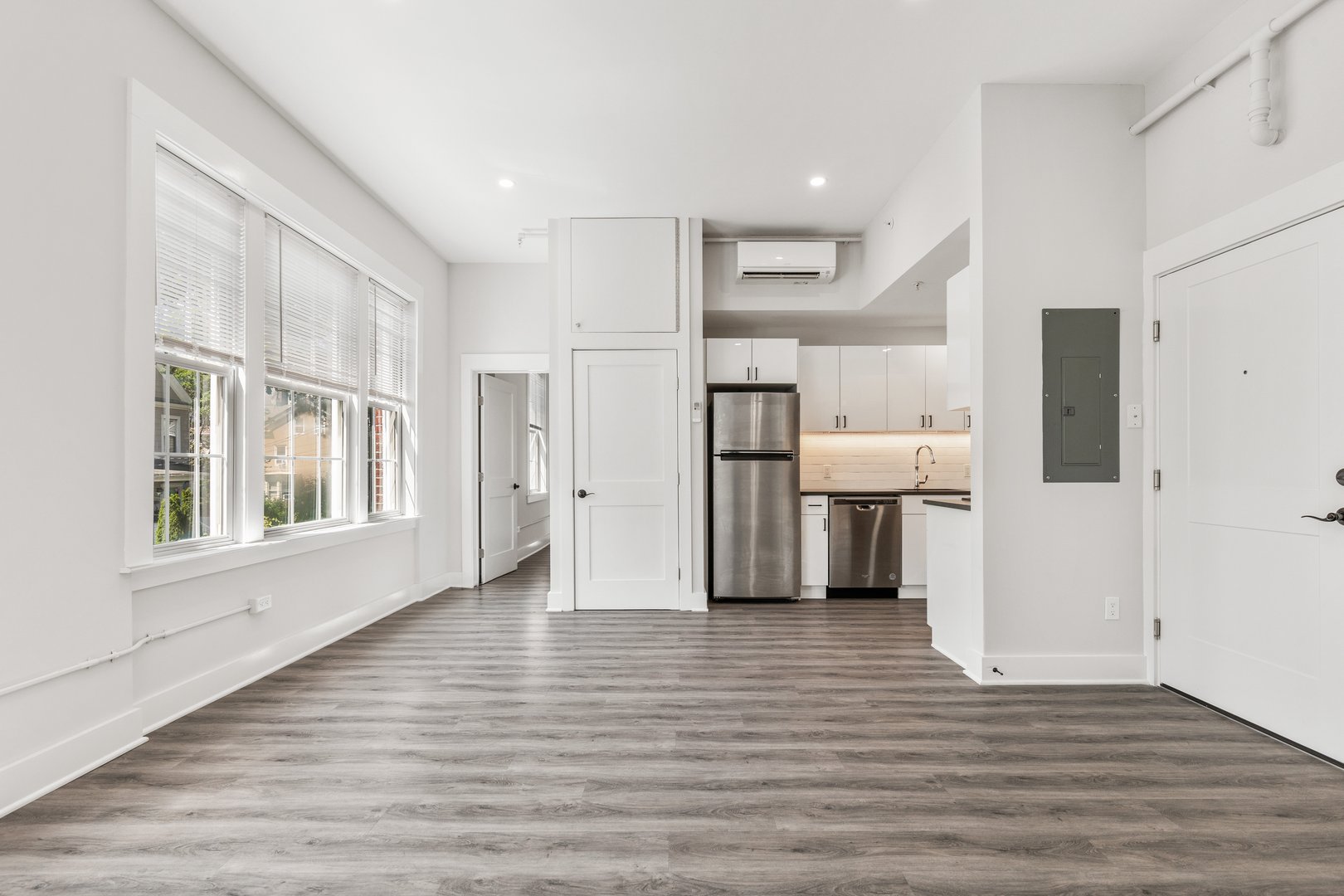 49 Beekman Avenue  #6 Photo 5