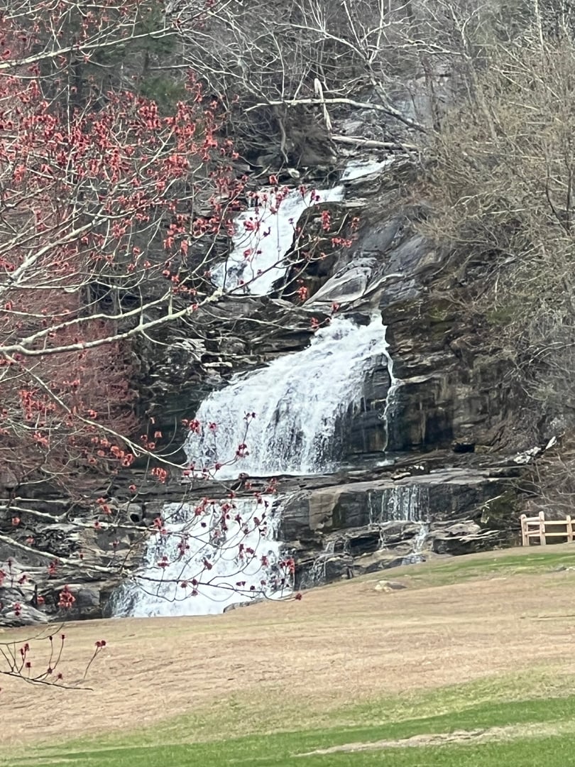 Spooner Hill Road Photo 14