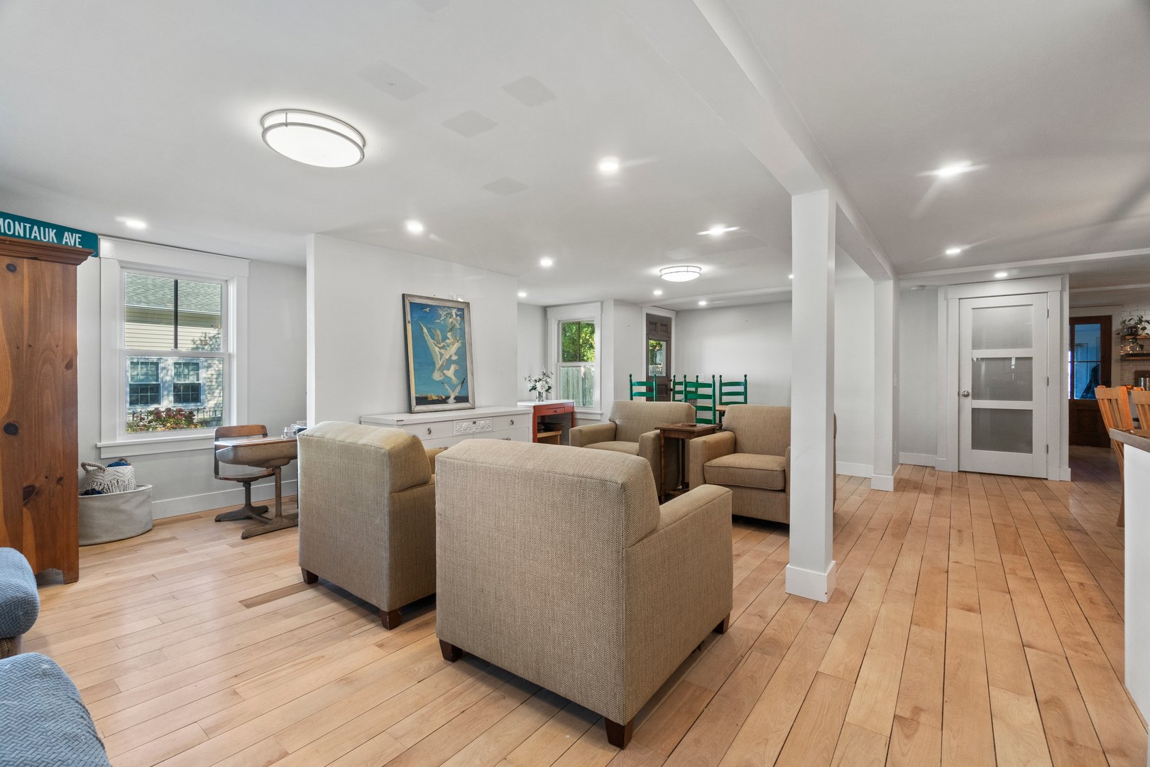 11 Pearl Street Photo 10