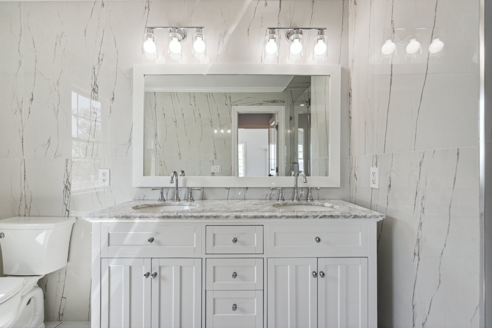 35 5th Avenue Photo 21