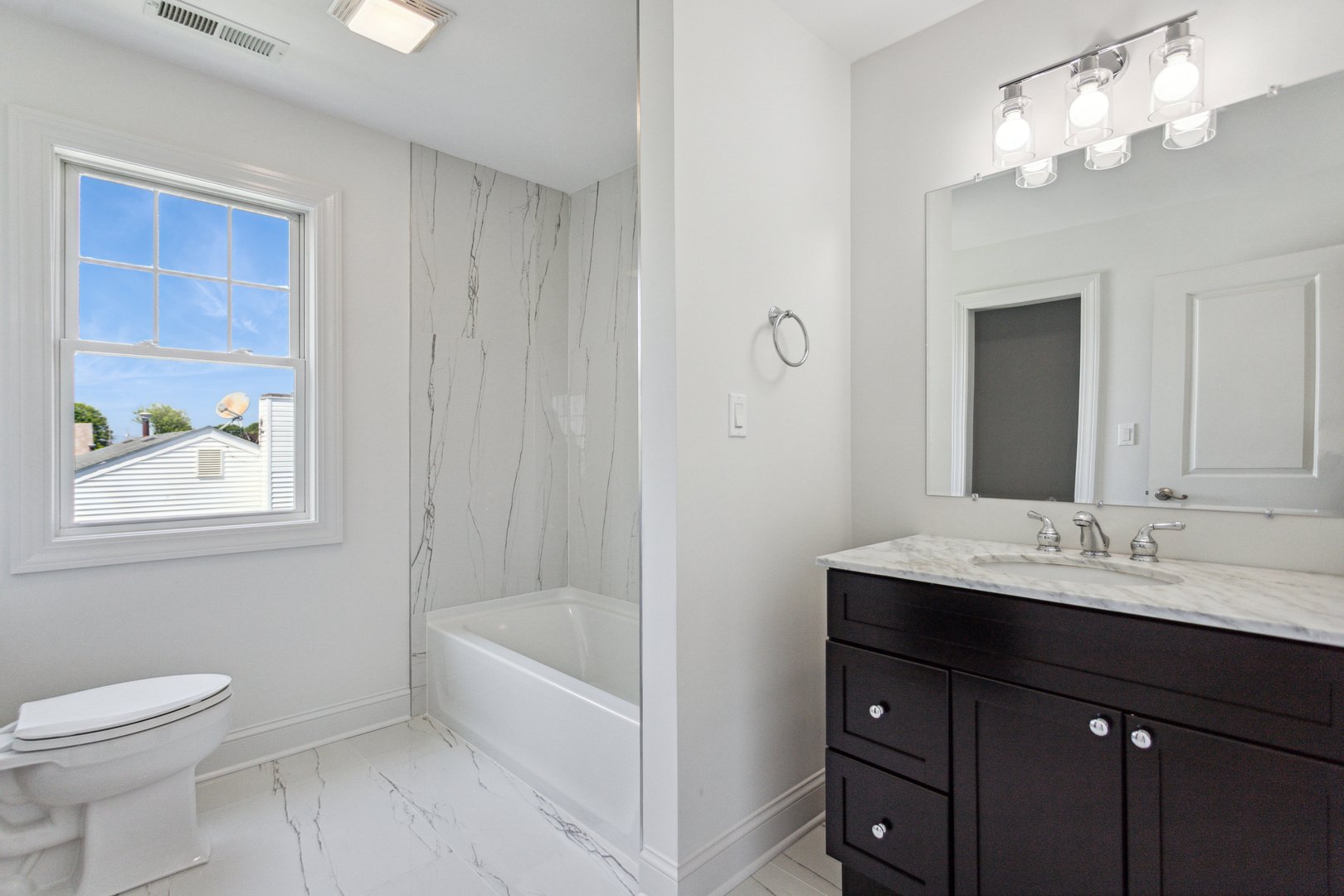 35 5th Avenue Photo 25