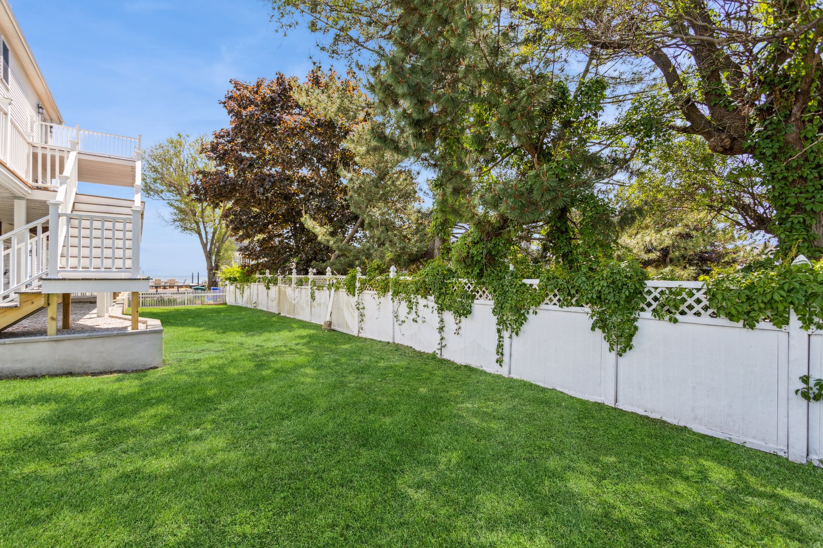 35 5th Avenue Photo 30