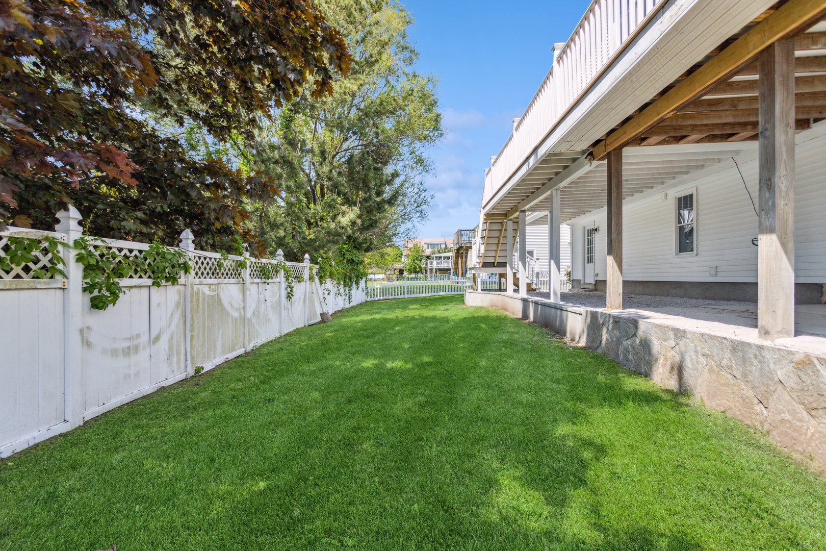 35 5th Avenue Photo 31