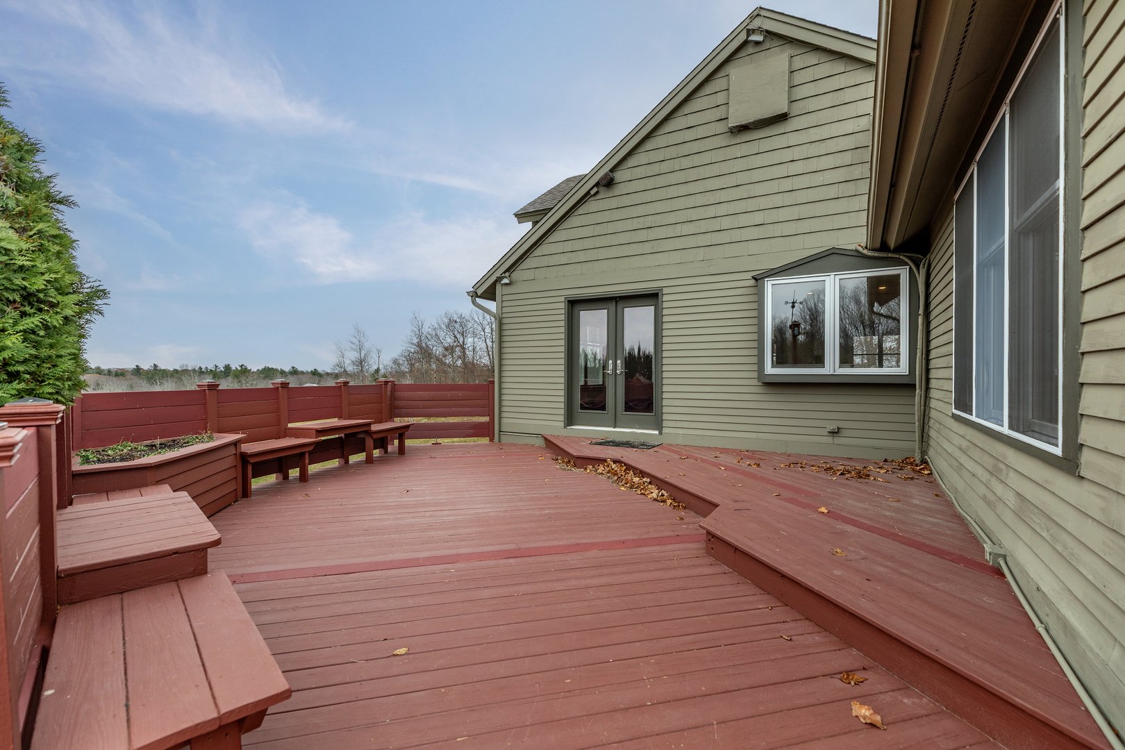 411 Beach Street Photo 34