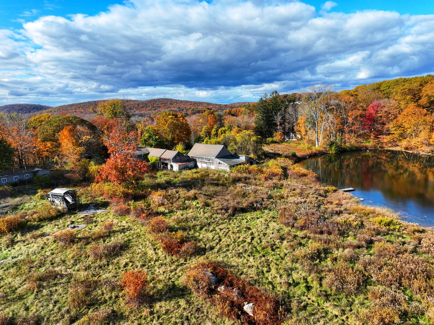 308 Skiff Mountain Road Photo 11