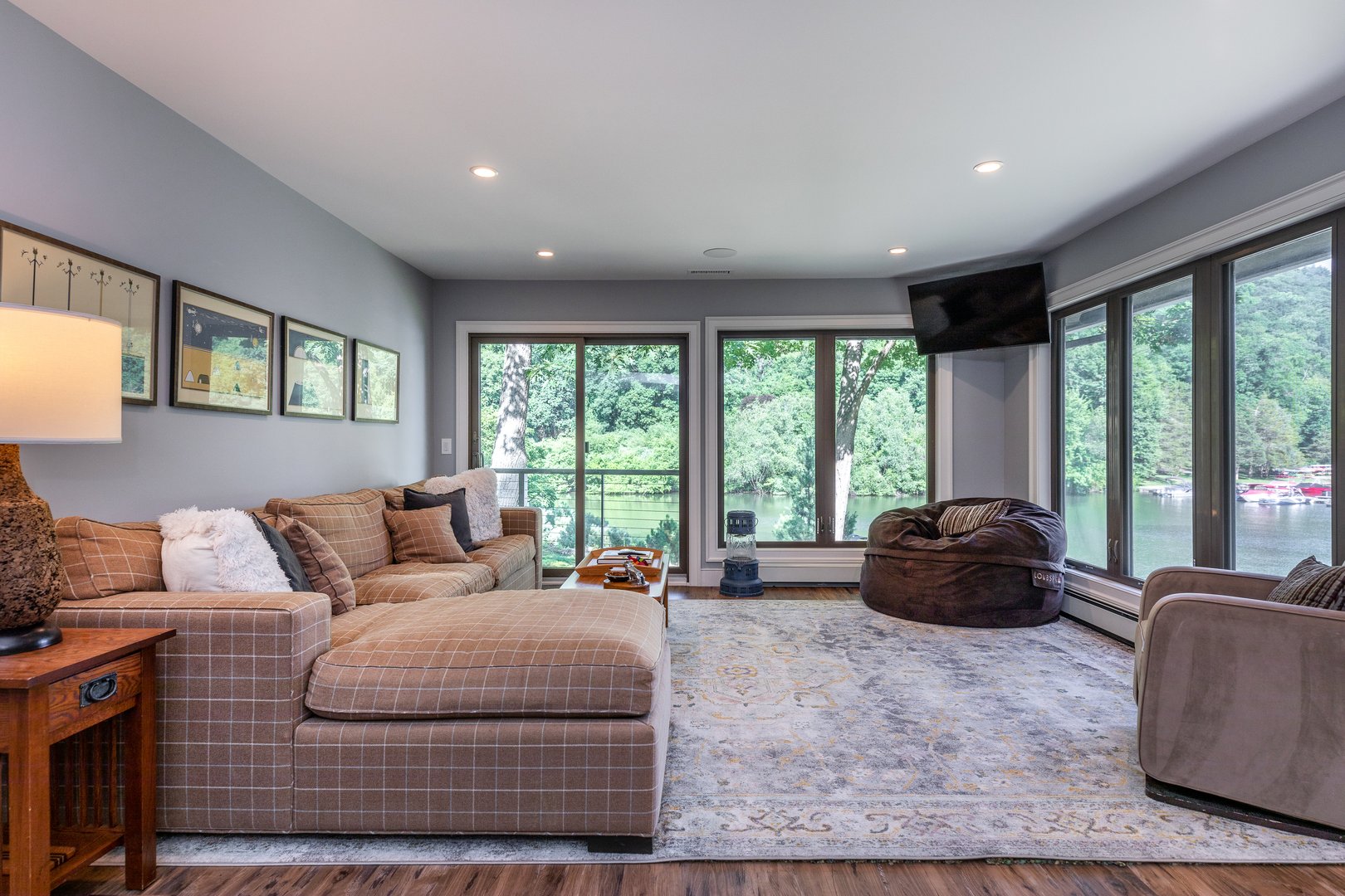 8 Cedar Point Drive Photo 7