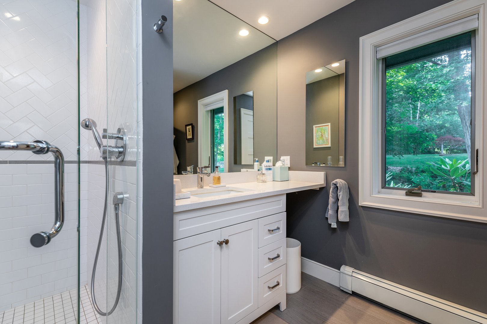 8 Cedar Point Drive Photo 15