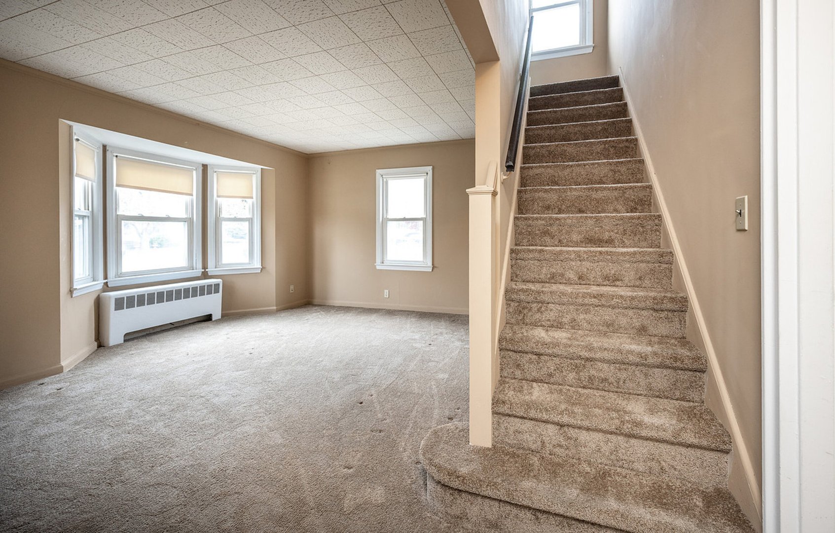 10 Maywood Avenue Photo 8