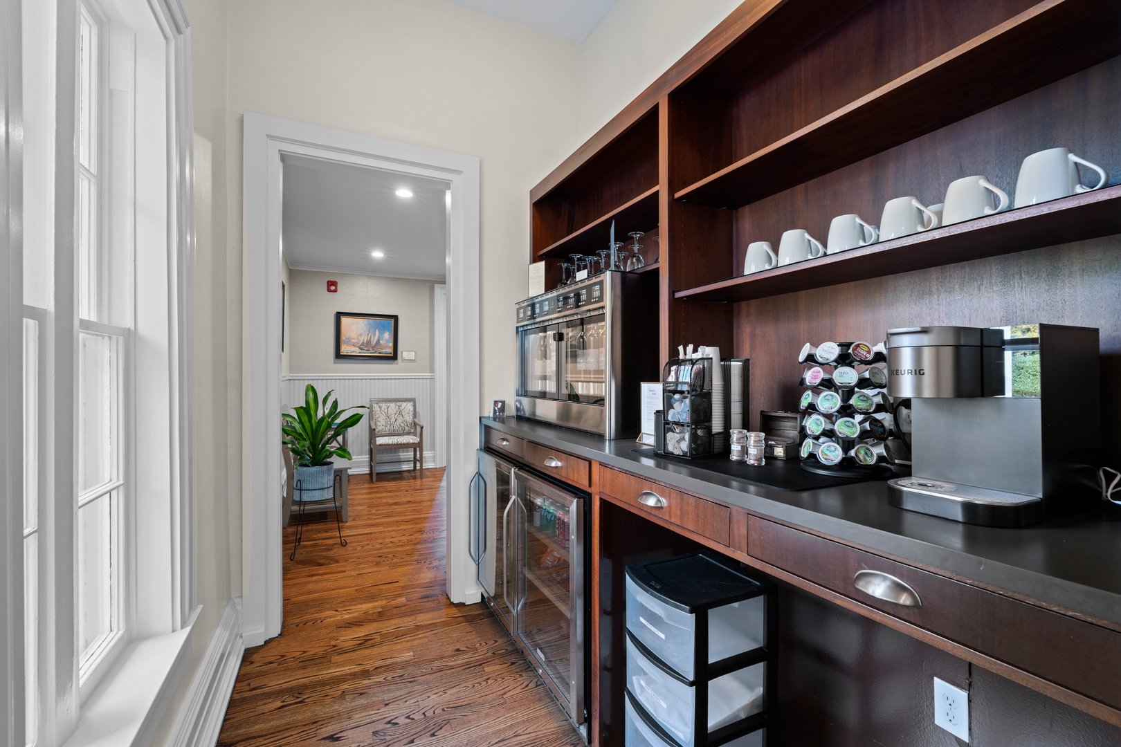 15 Elm Street Photo 13