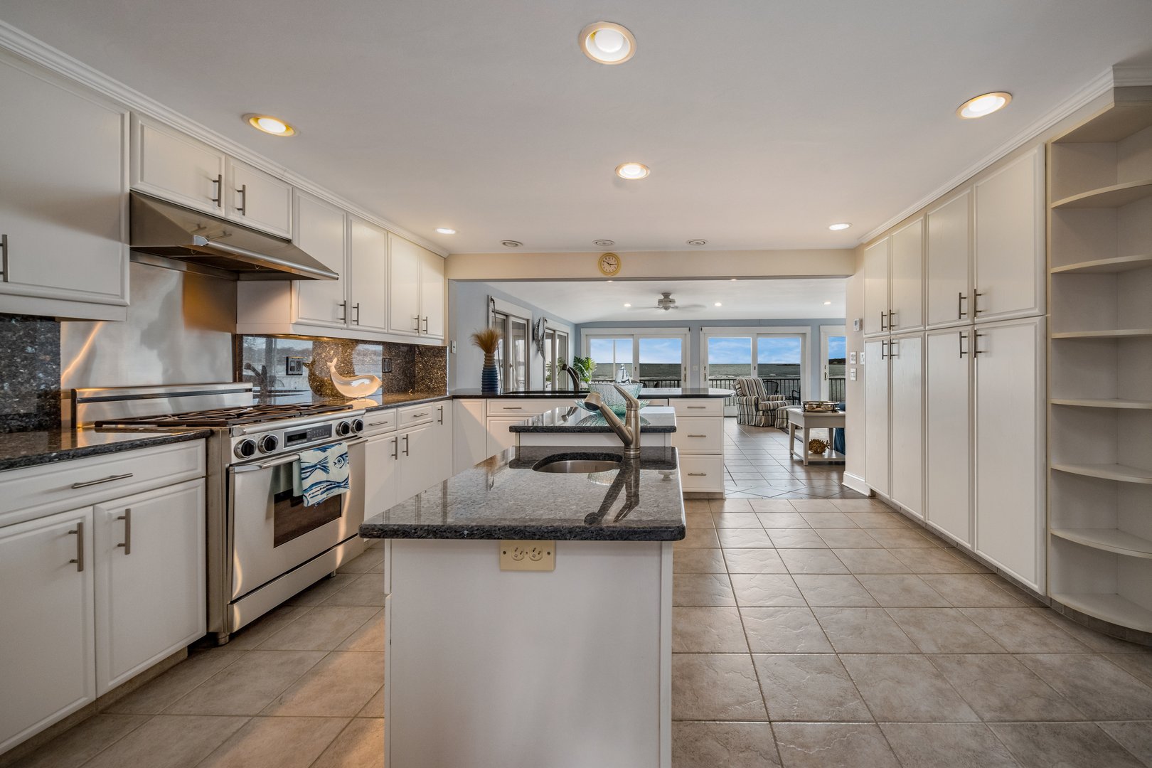 223 Giants Neck Road Photo 5