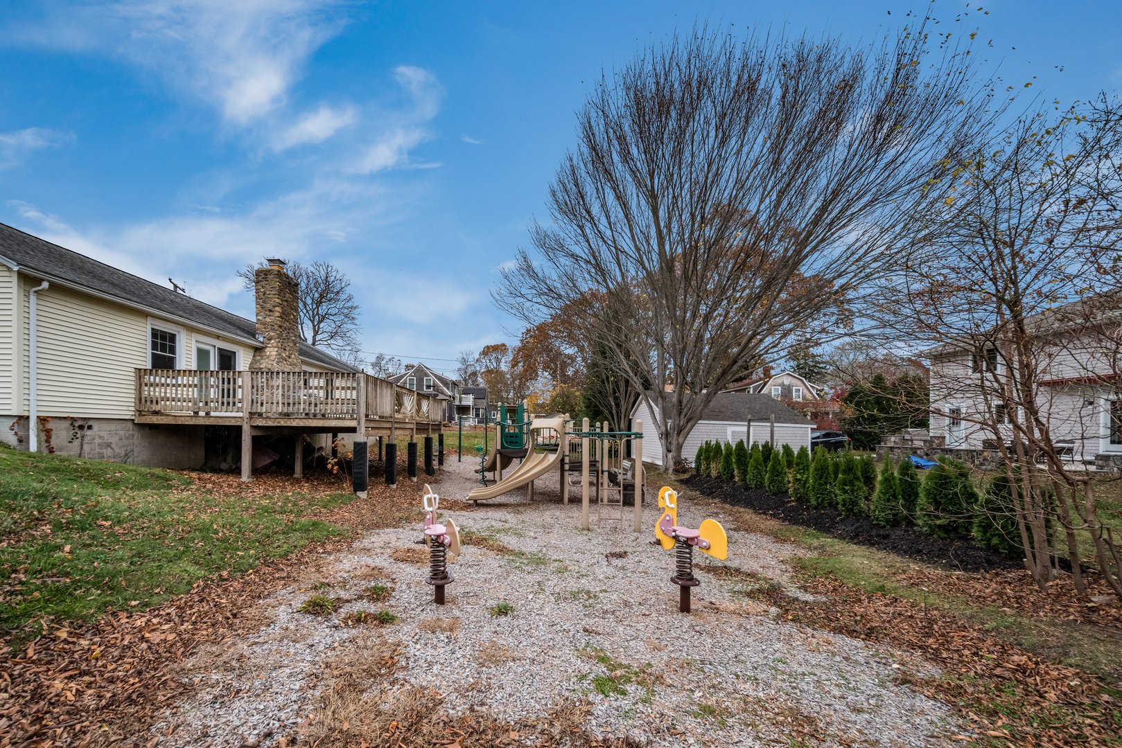 223 Giants Neck Road Photo 24