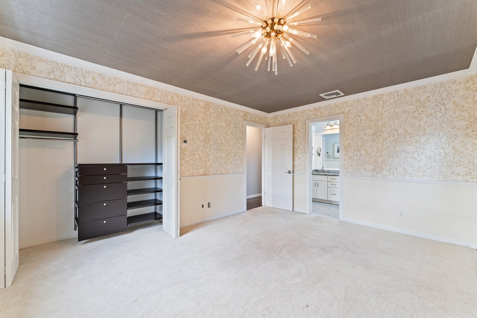 70 Cedar Lane Photo 16