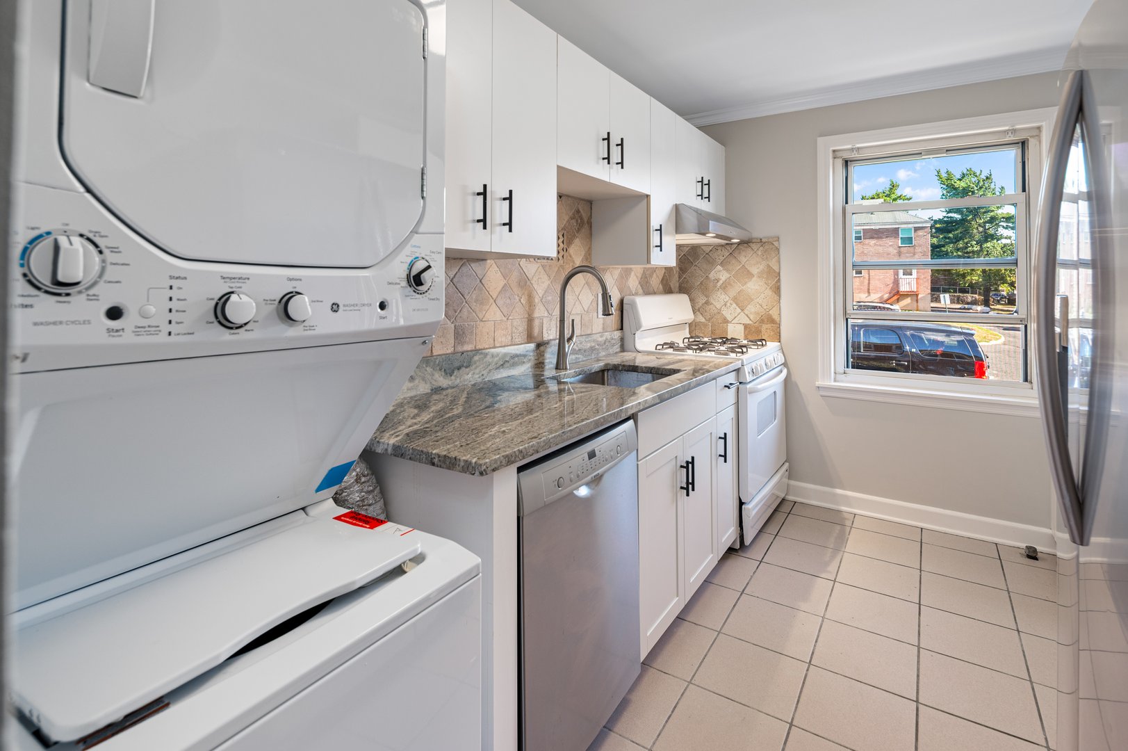 23 Standish Road  #APT 2 Photo 7