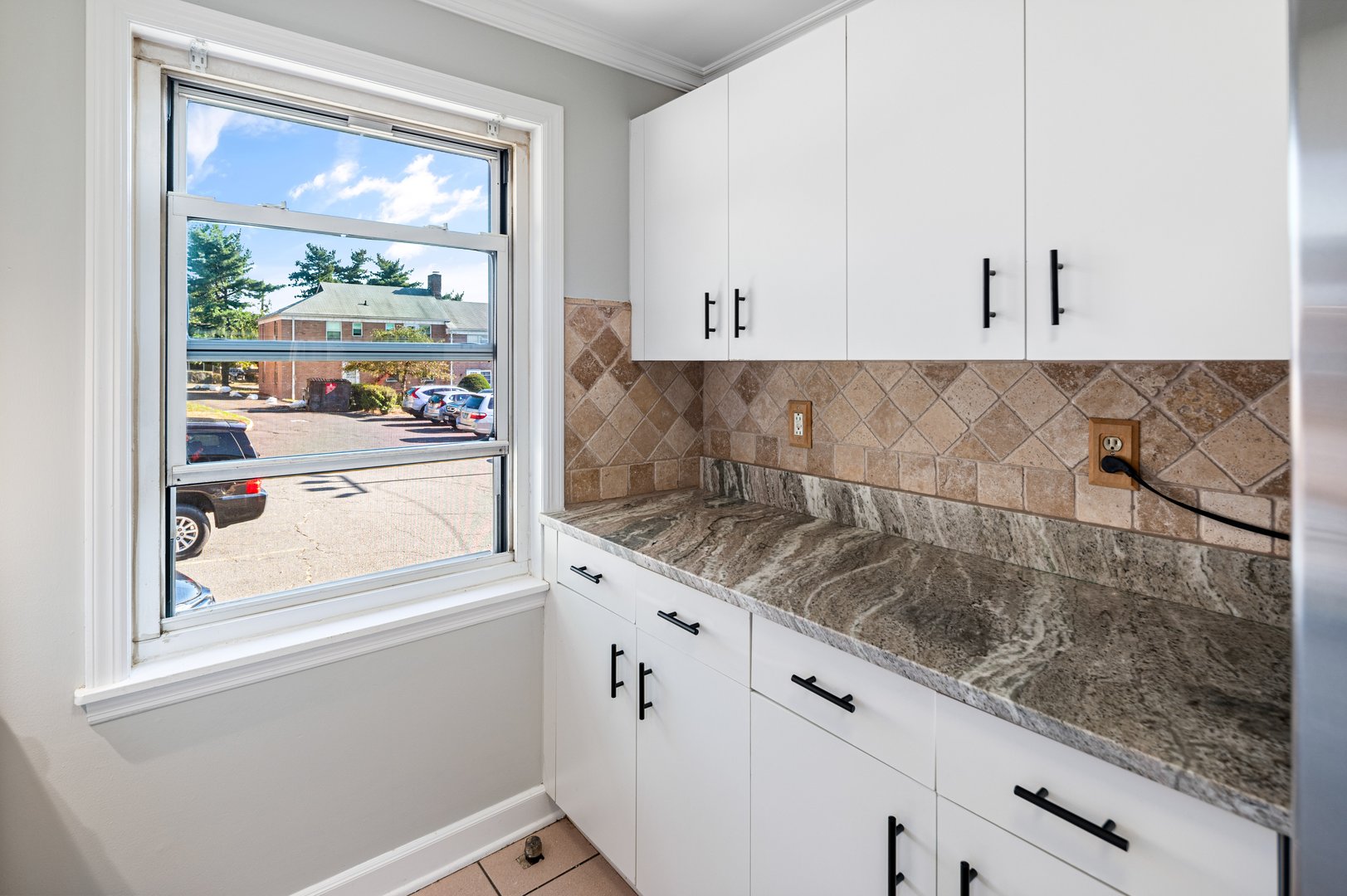 23 Standish Road  #APT 2 Photo 9