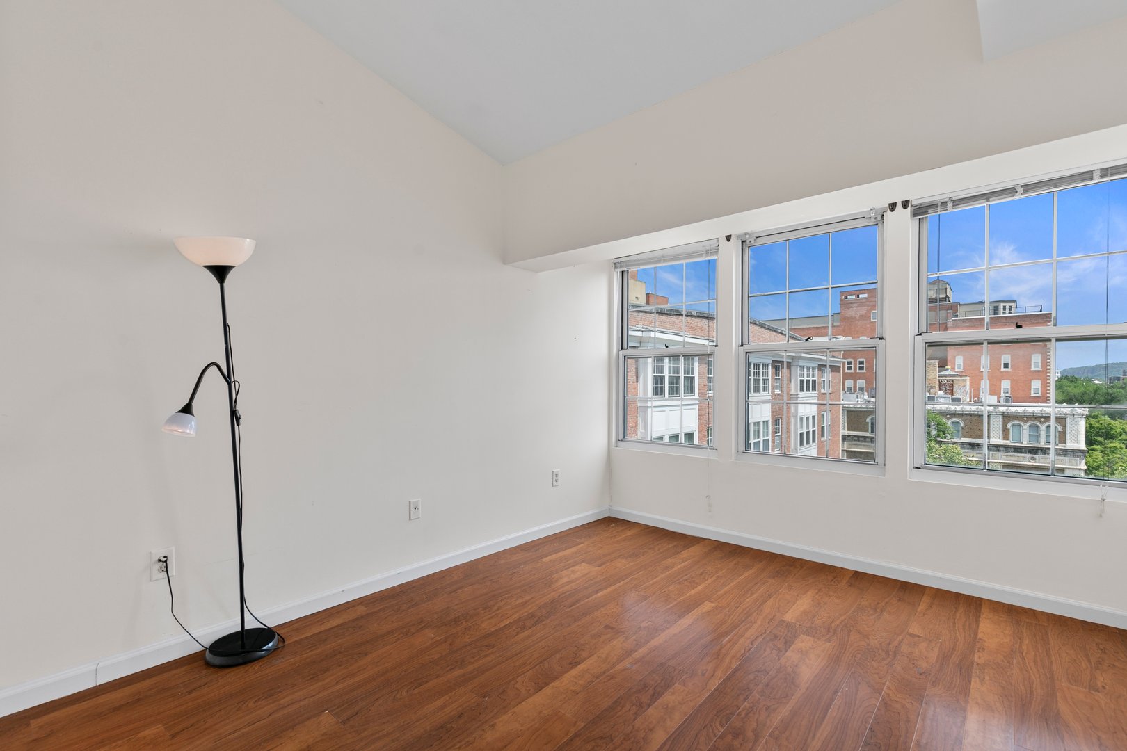 196 Crown Street  #5I Photo 27