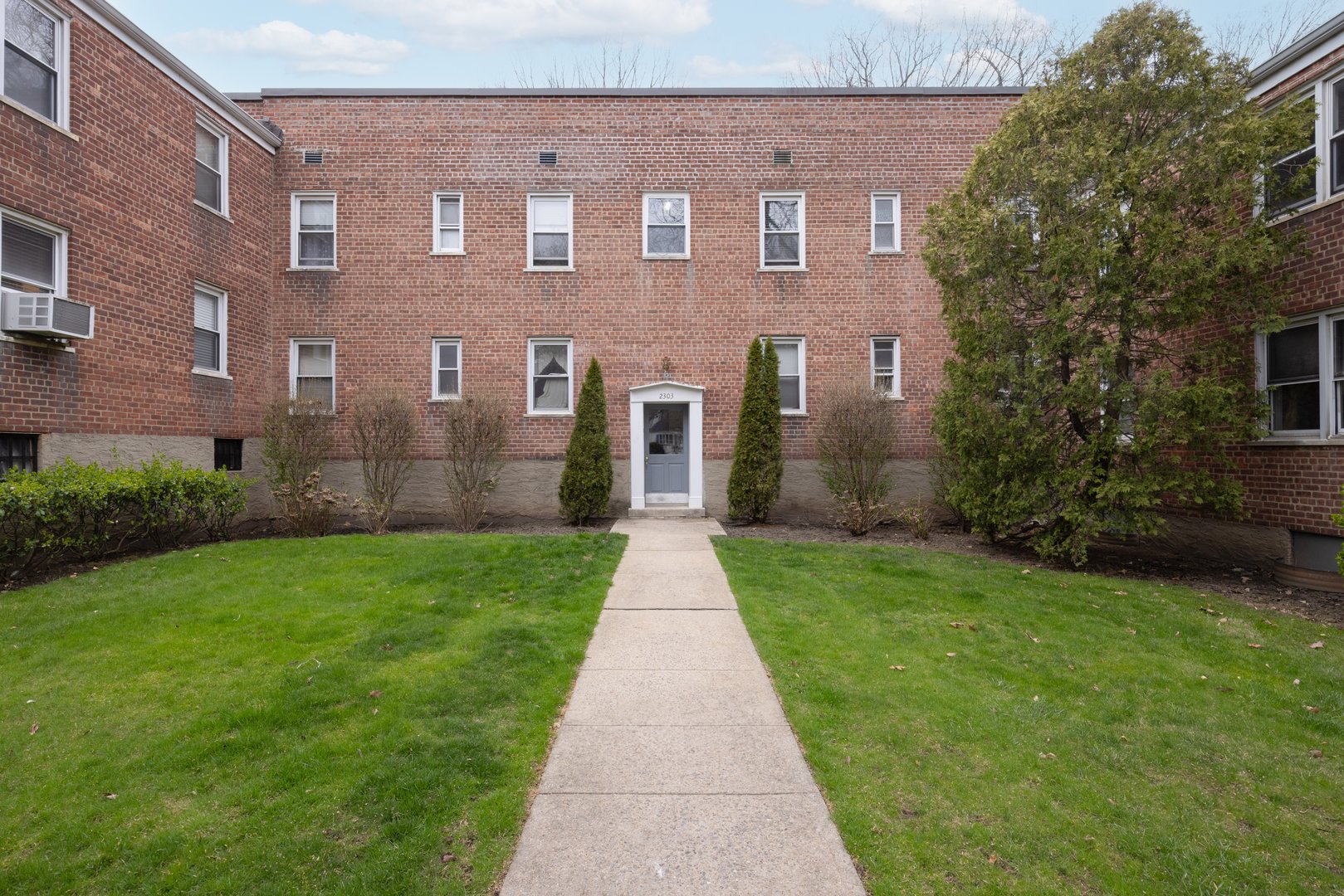 2303 Palmer Avenue  #F Photo 2