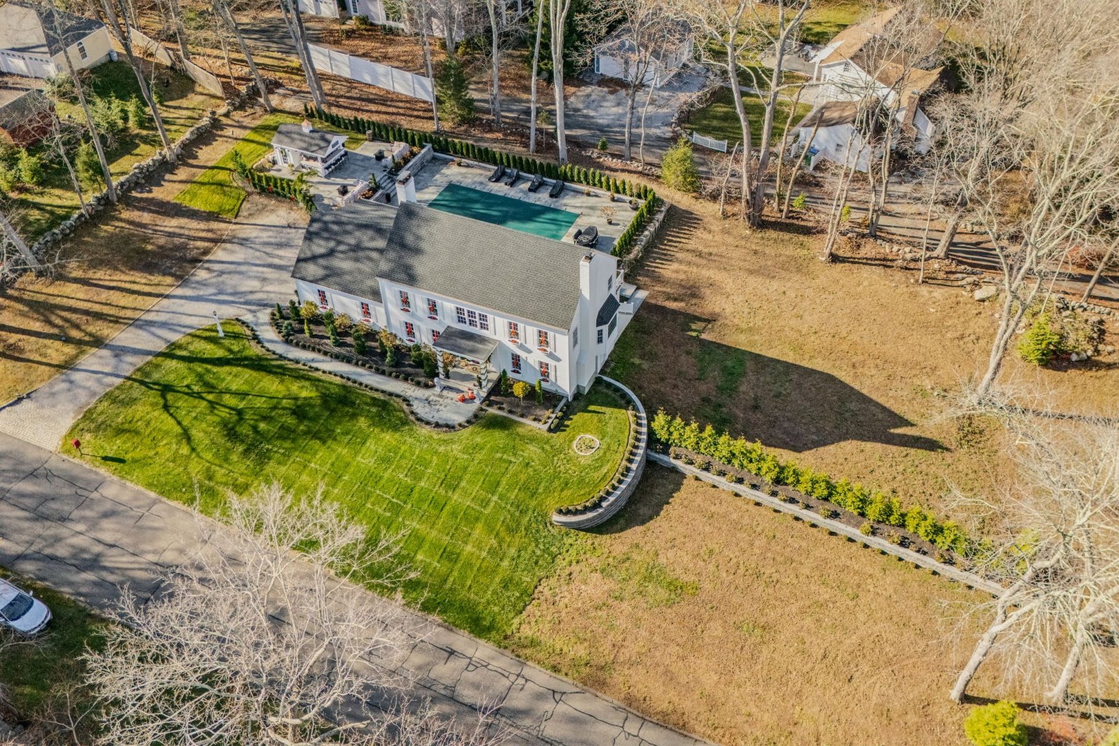 9 Essex Hills Drive Photo 2