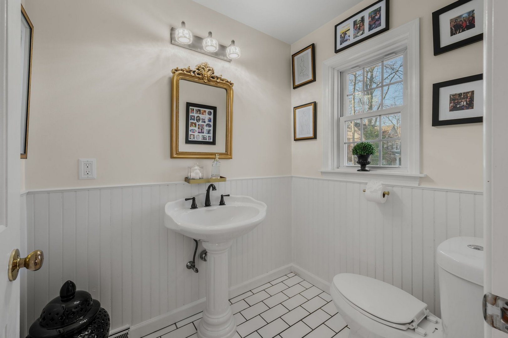 9 Essex Hills Drive Photo 12