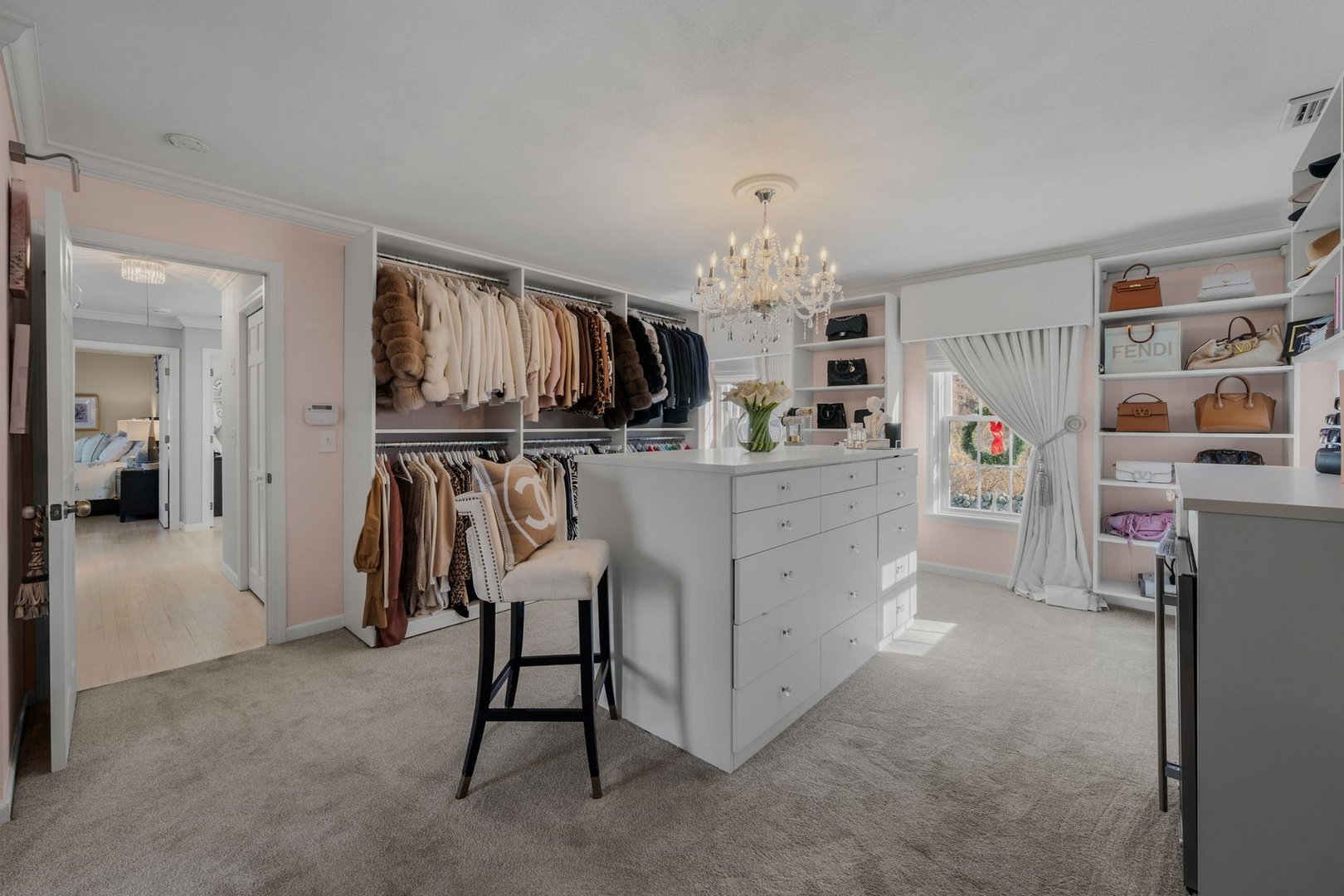 9 Essex Hills Drive Photo 18