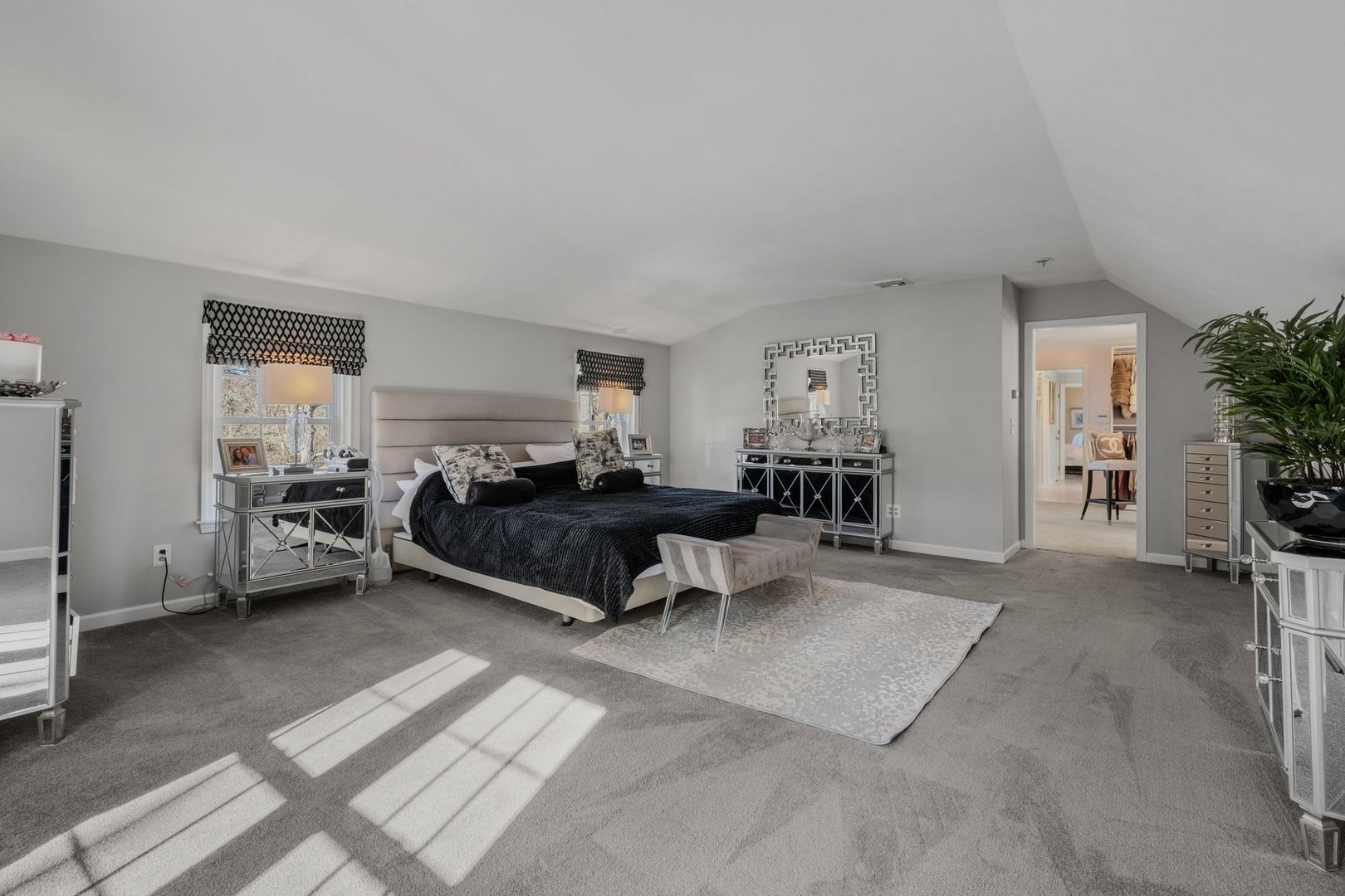 9 Essex Hills Drive Photo 22