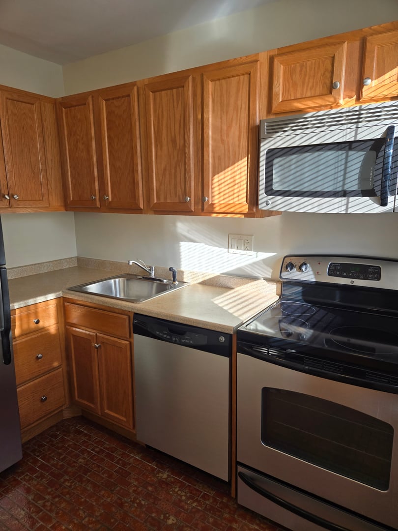 188 Cold Spring Street  #4 Photo 7