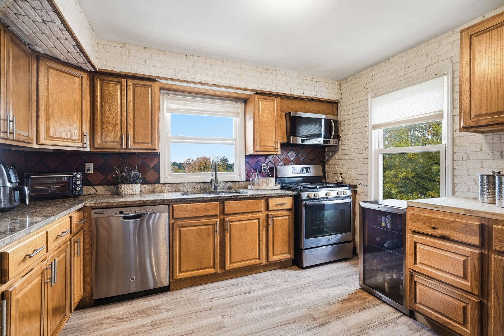 8 Elicar Terrace Photo 9