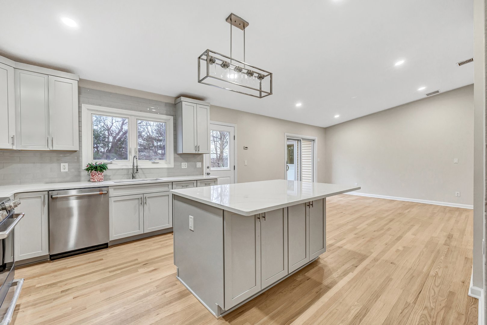 28 Hillside Drive Photo 11