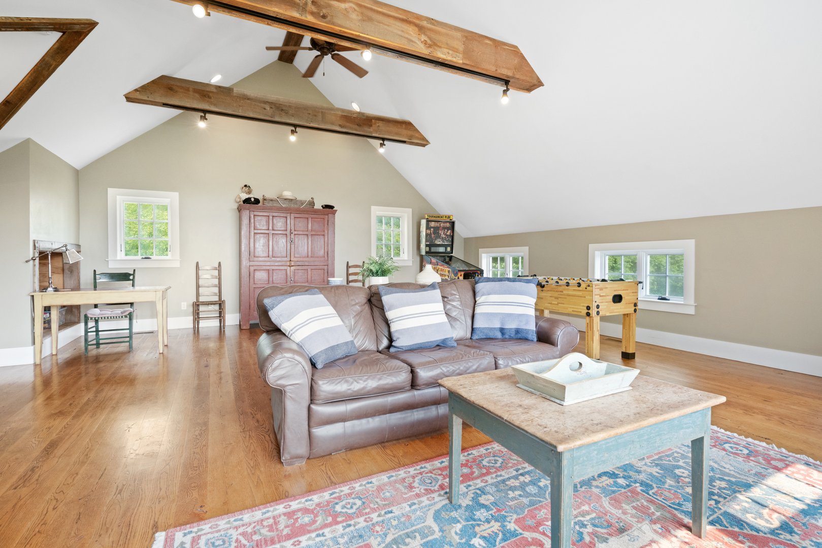 35 Northrop Street Photo 18