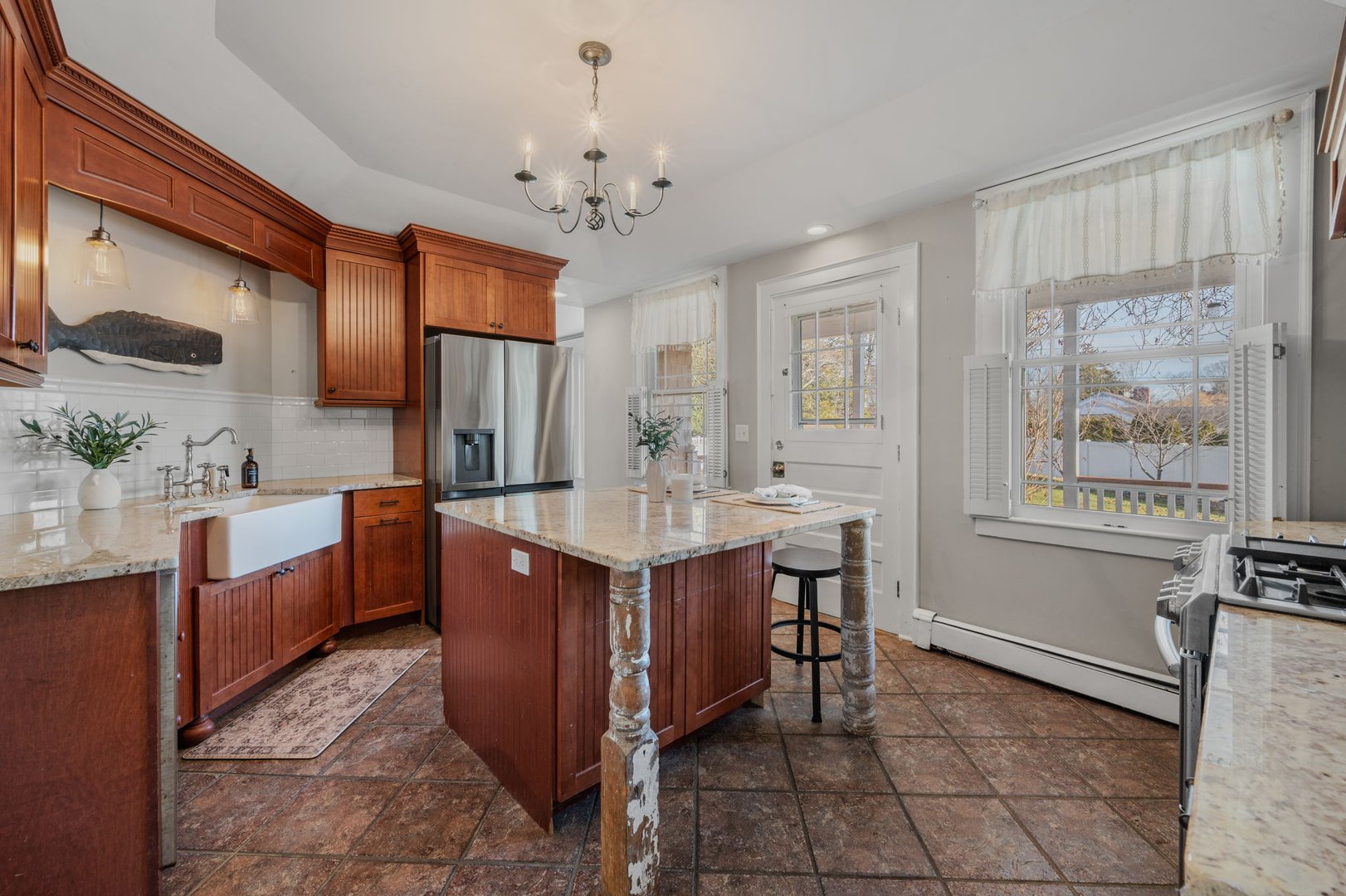 26 College Street Photo 10