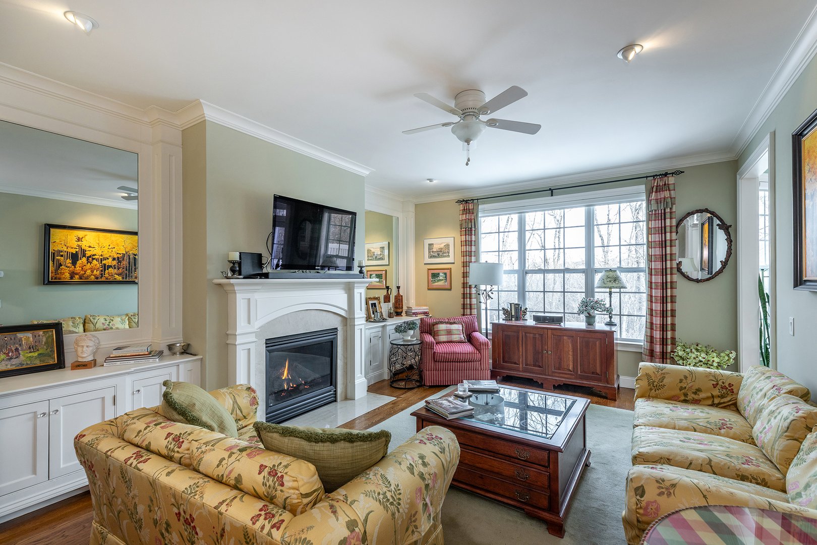 250 Hunter Drive #250 Photo 14