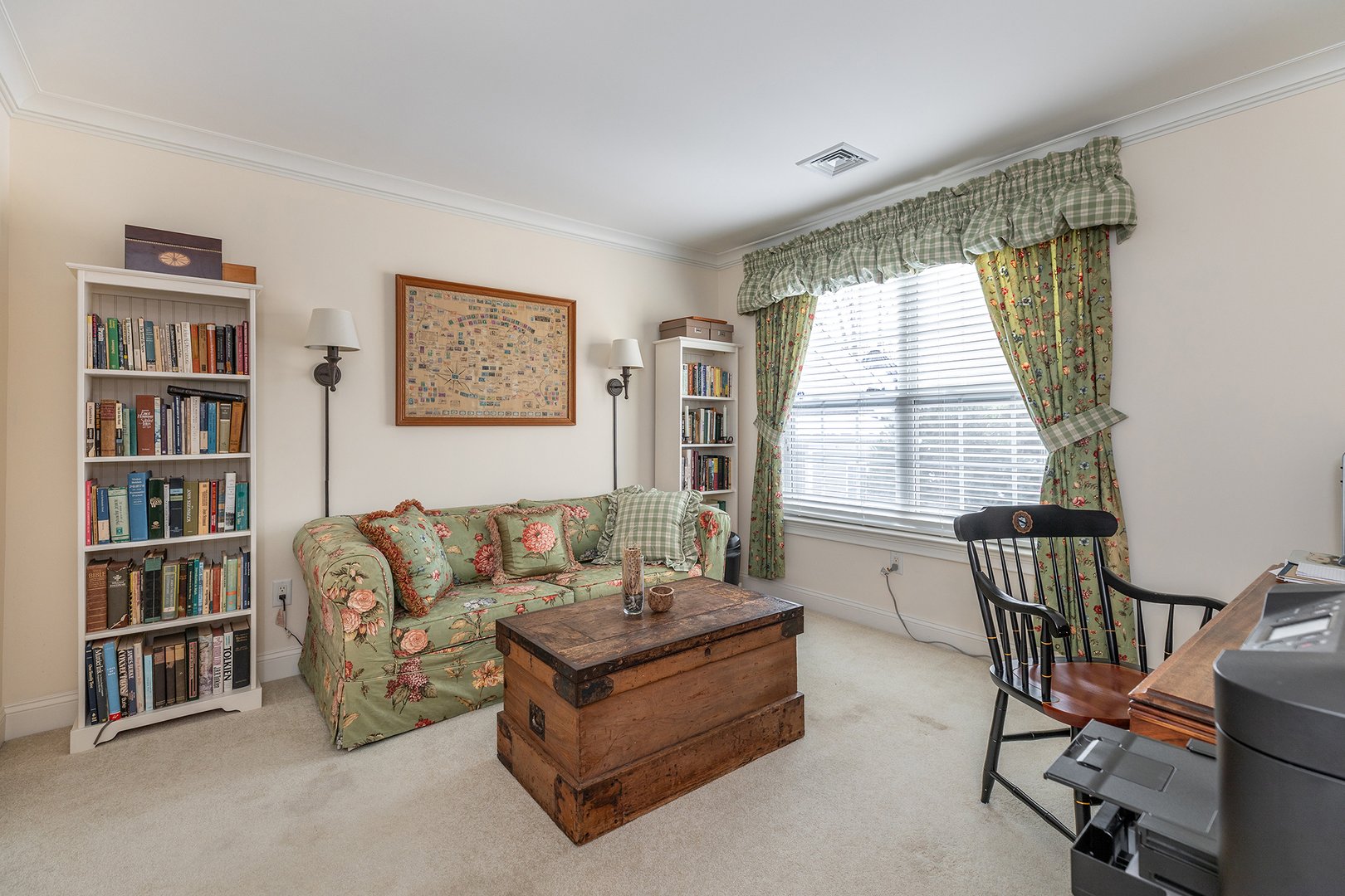 250 Hunter Drive #250 Photo 22