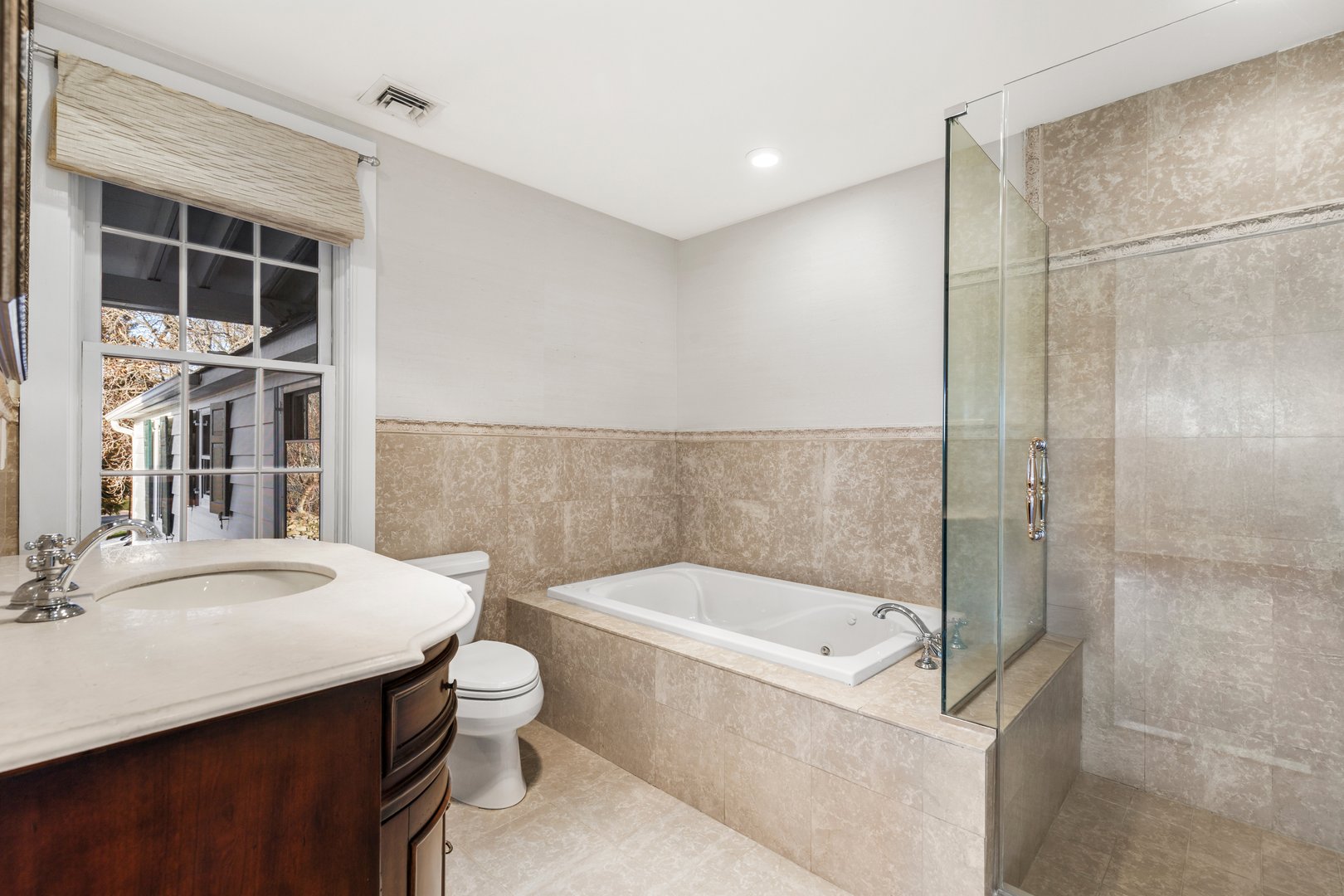 83 Somerstown Road Photo 19