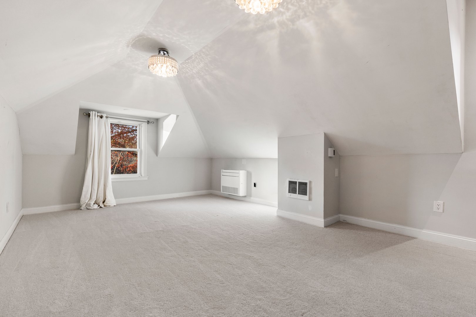 83 Somerstown Road Photo 30